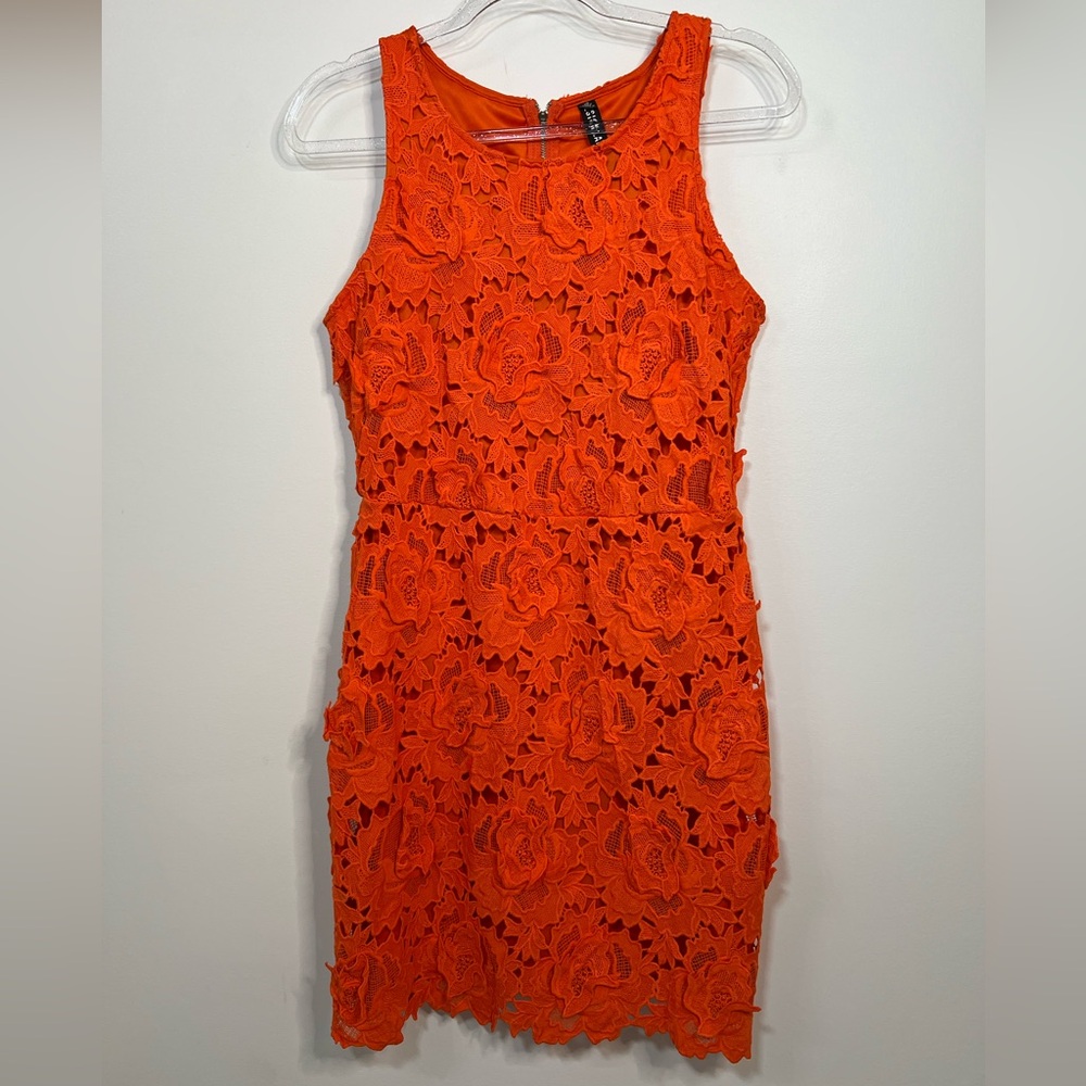 Design Lab Lord & Taylor Orange Lace Appliqué Mini Dress size L